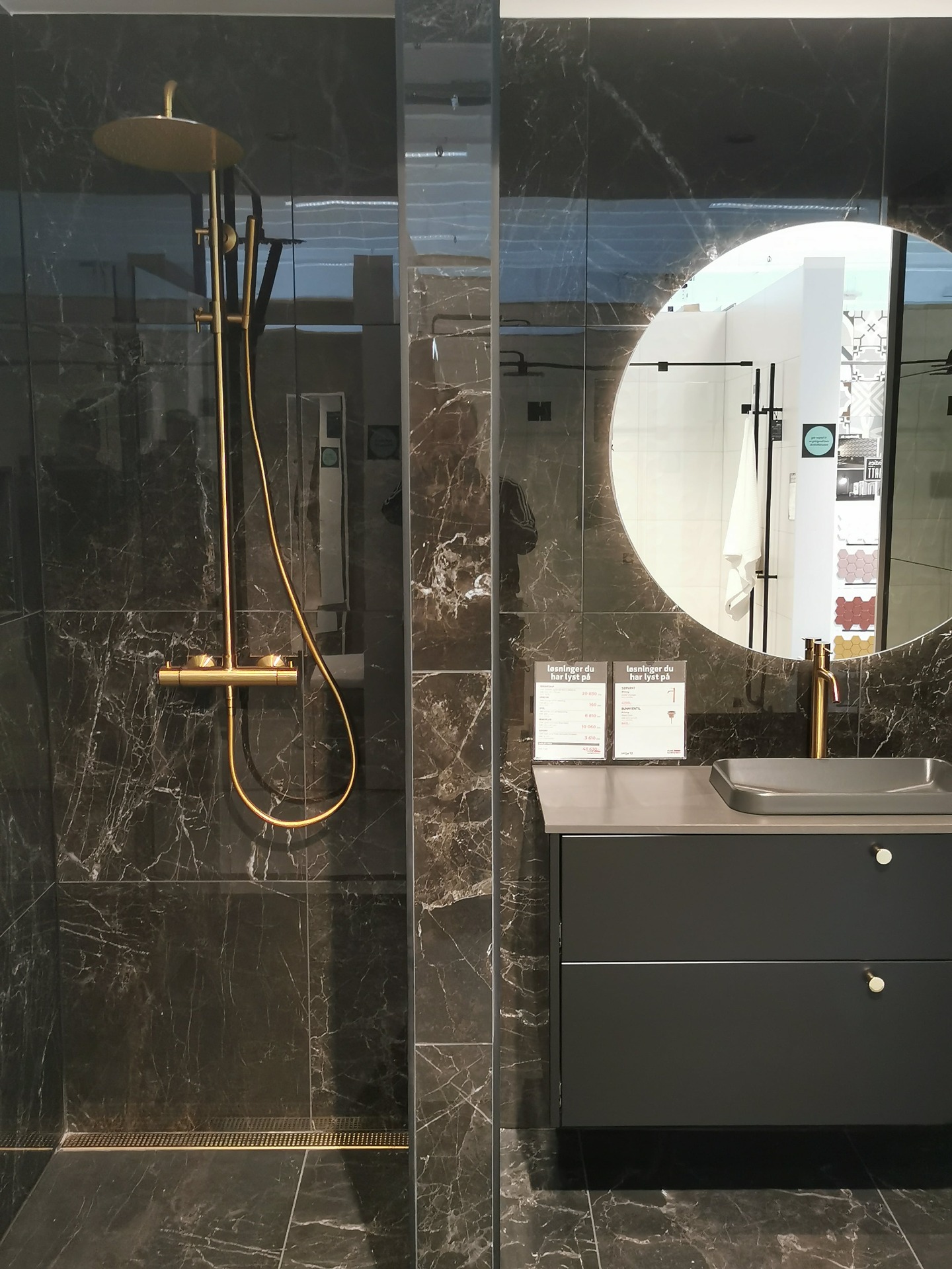 Add a touch of luxury Brass bathroom fixtures